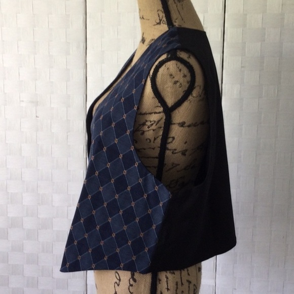 Vintage Vest by Ann Loy size L Dry Clean Only looks Great with jeans.  #349 - Picture 2 of 8